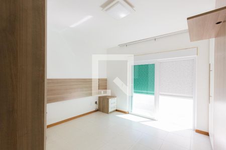 Casa de condomínio à venda com 146m², 3 quartos e 3 vagas Casa de condomínio à venda com 146m², 3 quartos e 3 vagasSuíte 3