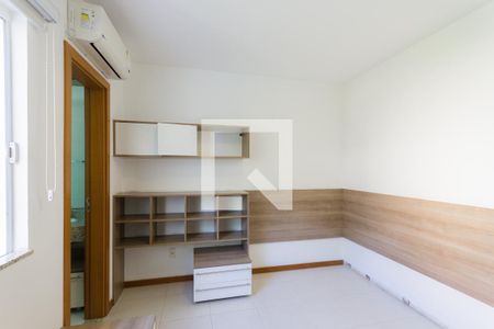 Suíte 1 de casa de condomínio à venda com 3 quartos, 146m² em Freguesia , Rio de Janeiro