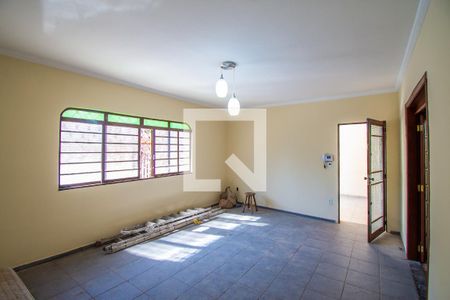 Sala de casa para alugar com 3 quartos, 250m² em Jardim Flamboyant, Campinas