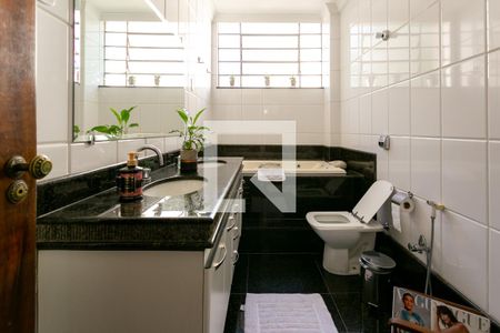 Apartamento à venda com 260m², 4 quartos e 1 vagaBanheiro 1