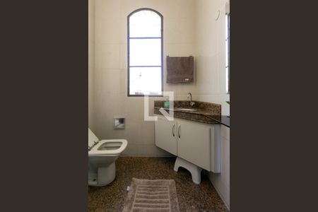 Apartamento à venda com 260m², 4 quartos e 1 vagaBanheiro 2