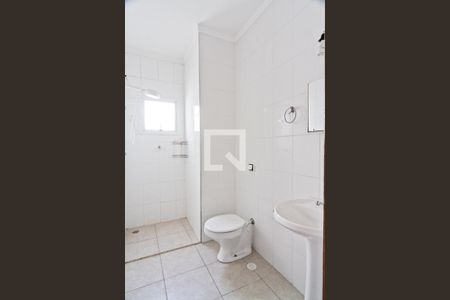 Casa à venda com 116m², 2 quartos e 1 vagaBanheiro da Suíte 2