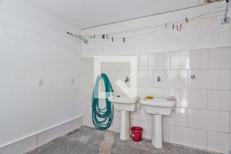 Casa à venda com 116m², 2 quartos e 1 vaga Casa à venda com 116m², 2 quartos e 1 vagaÁrea comum - Lavanderia