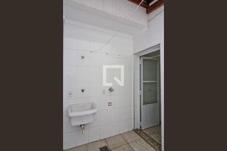 Casa à venda com 116m², 2 quartos e 1 vaga Casa à venda com 116m², 2 quartos e 1 vagaÁrea de Serviço