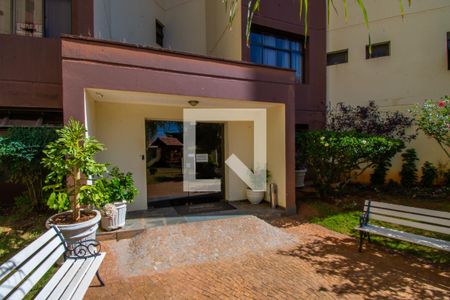 Apartamento para alugar com 109m², 3 quartos e 1 vaga Apartamento para alugar com 109m², 3 quartos e 1 vagaFachada