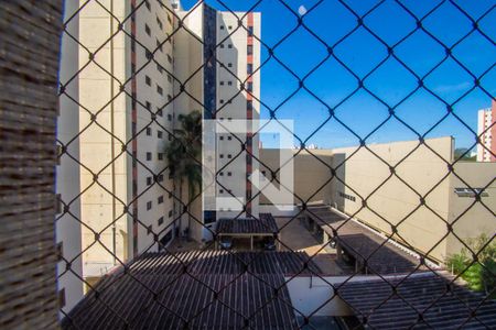 Vista da Suíte de apartamento para alugar com 3 quartos, 109m² em Vila Industrial, Campinas
