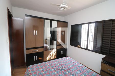 Casa à venda com 250m², 4 quartos e 3 vagasQuarto 2