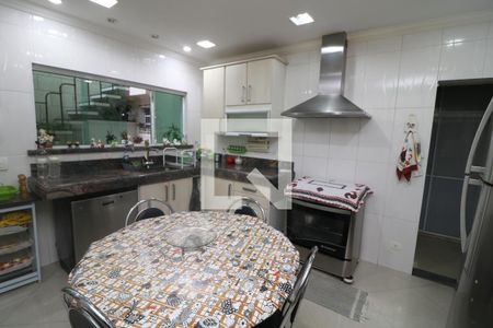 Casa à venda com 250m², 4 quartos e 3 vagasCozinha
