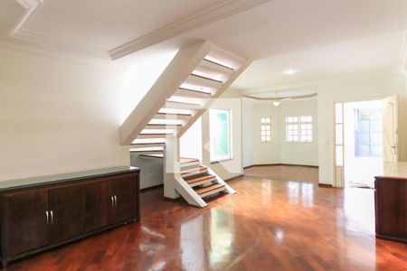 Sala de casa para alugar com 3 quartos, 300m² em Jardim das Indústrias, São José dos Campos