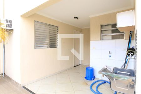 Casa para alugar com 300m², 3 quartos e 5 vagasÁrea de Serviço