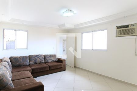 Casa para alugar com 300m², 3 quartos e 5 vagasSala de TV