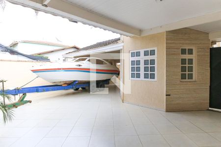 Casa para alugar com 300m², 3 quartos e 5 vagasGaragem