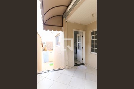 Casa para alugar com 300m², 3 quartos e 5 vagasCorredor Lateral