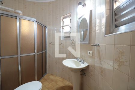 Banheiro da Suíte de casa à venda com 5 quartos, 250m² em Vila Cláudia, São Paulo