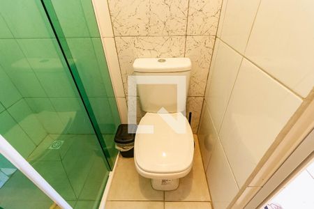 Banheiro de kitnet/studio para alugar com 1 quarto, 40m² em Jardim Angela (zona Leste), São Paulo