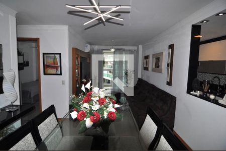 Apartamento à venda com 80m², 2 quartos e 1 vagaSala 