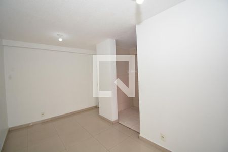 Sala de apartamento à venda com 2 quartos, 60m² em Parada de Lucas, Rio de Janeiro