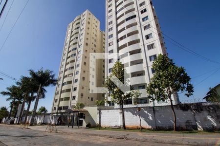 Apartamento para alugar com 70m², 2 quartos e 1 vagaFachada