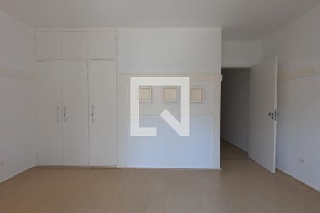 Casa para alugar com 203m², 3 quartos e 2 vagasQuarto