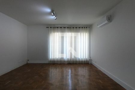 Sala de casa à venda com 3 quartos, 203m² em Vila Progredior, São Paulo