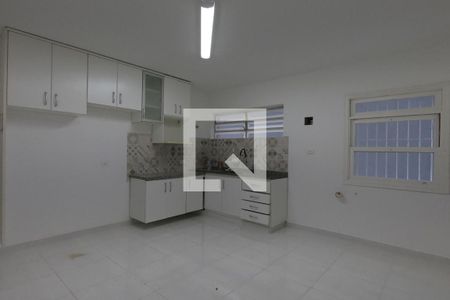 Casa para alugar com 203m², 3 quartos e 2 vagasCozinha