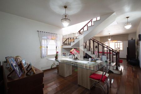 Sala de casa à venda com 3 quartos, 213m² em Centro, Osasco