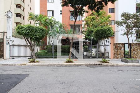 Apartamento para alugar com 68m², 2 quartos e 1 vagaFachada