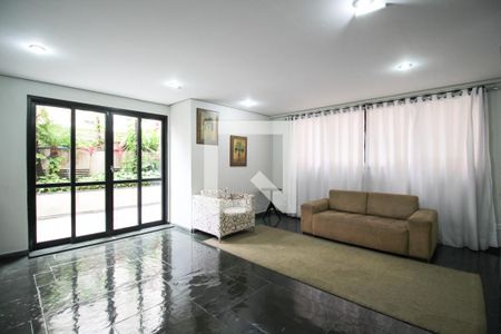 Apartamento para alugar com 68m², 2 quartos e 1 vagaÁrea comum - Salão de festas