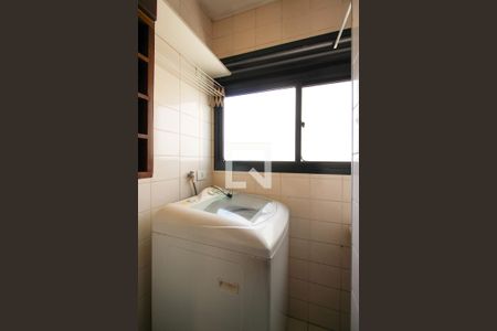 Apartamento para alugar com 68m², 2 quartos e 1 vagaÁrea de Serviço