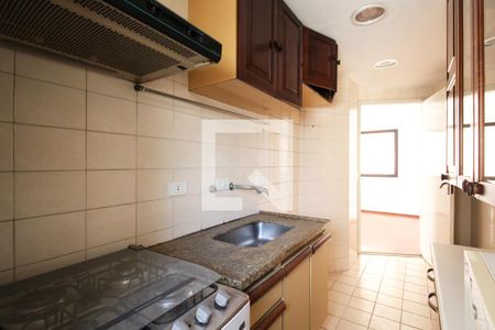 Apartamento para alugar com 68m², 2 quartos e 1 vagaCozinha 