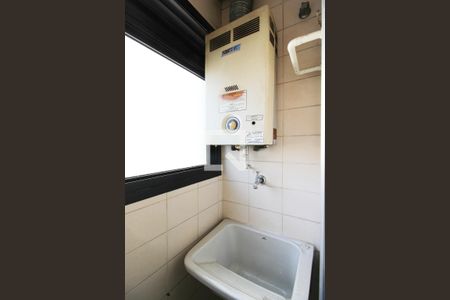 Apartamento para alugar com 68m², 2 quartos e 1 vagaÁrea de Serviço