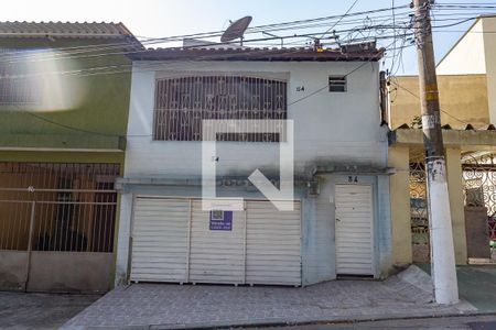 Casa à venda com 258m², 4 quartos e 2 vagasFachada 