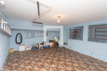 Casa à venda com 258m², 4 quartos e 2 vagasGaragem 