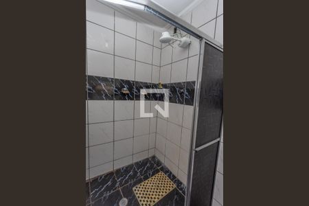 Casa à venda com 258m², 4 quartos e 2 vagasBanheiro da suíte 2 