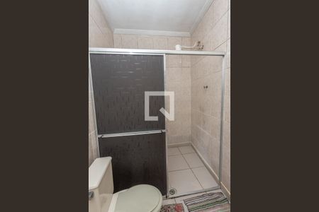 Casa à venda com 258m², 4 quartos e 2 vagasBanheiro da suíte 1 