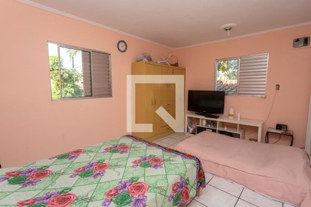 Casa à venda com 258m², 4 quartos e 2 vagasQuarto 2 - suíte 