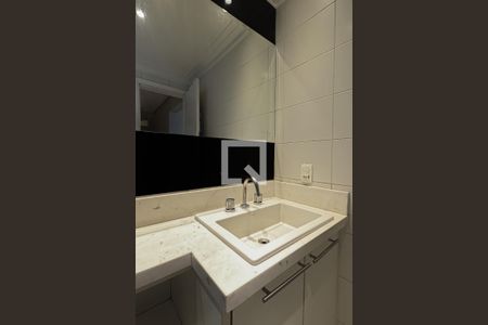 Apartamento à venda com 132m², 3 quartos e 2 vagasBanheiro da Suíte 2