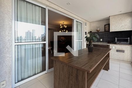 Apartamento à venda com 132m², 3 quartos e 2 vagasVaranda