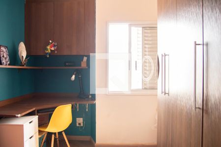 Casa à venda com 100m², 3 quartos e 2 vagas Casa à venda com 100m², 3 quartos e 2 vagasQuarto 3