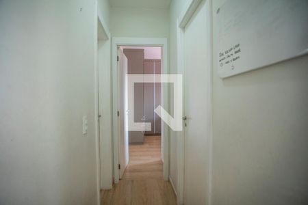 Corredor - Quartos de apartamento para alugar com 2 quartos, 68m² em Vila Guarani (z Sul), São Paulo