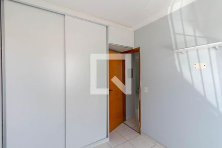 Quarto 1 de apartamento para alugar com 2 quartos, 82m² em Arvoredo, Contagem