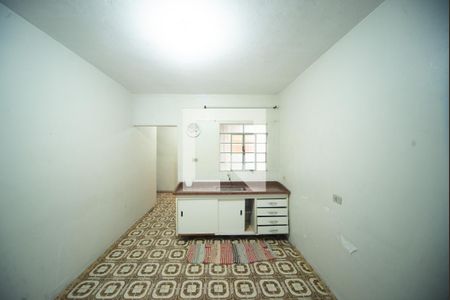 Cozinha de casa para alugar com 1 quarto, 30m² em Jardim Santa Adélia, São Paulo