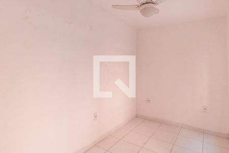 Casa para alugar com 220m², 4 quartos e 5 vagasEscritório externo