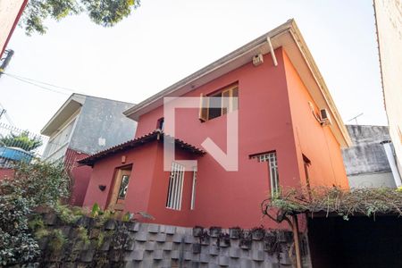 Casa para alugar com 220m², 4 quartos e 5 vagasFachada da Casa