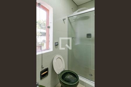 Casa para alugar com 220m², 4 quartos e 5 vagasBanheiro 01 da Suíte 01