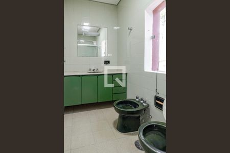 Casa para alugar com 220m², 4 quartos e 5 vagasBanheiro 01 da Suíte 01