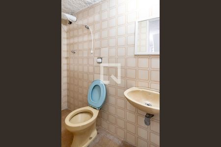 Casa para alugar com 220m², 4 quartos e 5 vagasBanheiro 03 da Suíte de Serviço