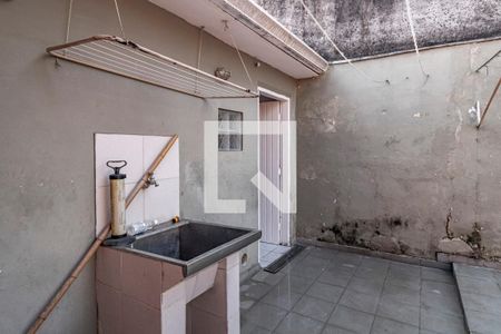 Casa para alugar com 220m², 4 quartos e 5 vagasÁrea de Serviço