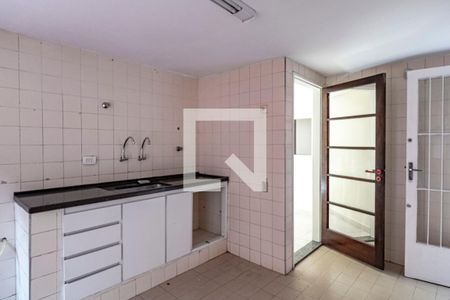 Casa para alugar com 220m², 4 quartos e 5 vagasCozinha