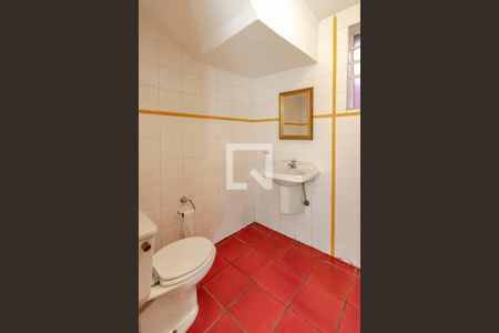 Casa para alugar com 220m², 4 quartos e 5 vagasLavabo